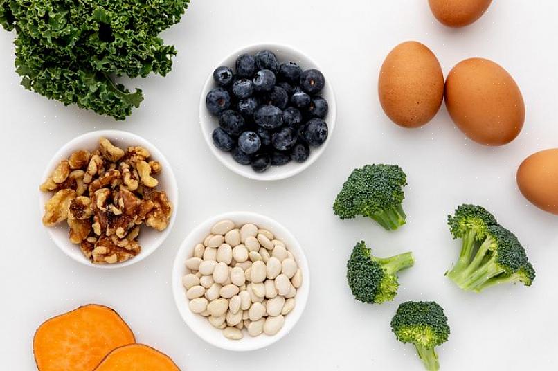 כדאי לכלול מזונות בעלי תכונות אנטי דלקתיות בתזונה