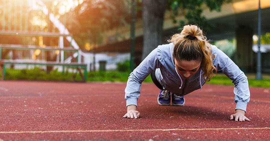 חשוב לבצע תרגילי חימום כדי שהגוף ייתן 100 אחוז
