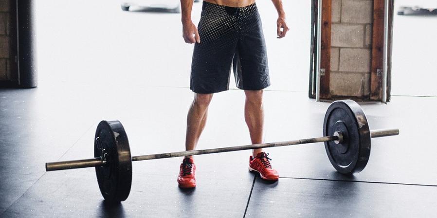 להרים יותר משקל אך לעשות זאת בצורה לא נכונה יהיו השלכות שליליות וחמורות כאחד