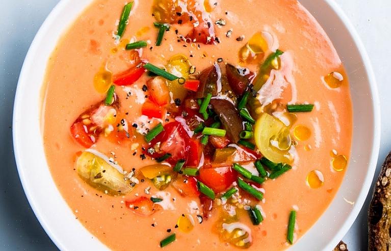 עגבניות ברבסטרו או עגבניות שזיפים מתאימות להפליא למתכוני גספאצ'ו