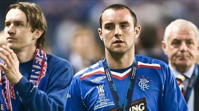 הזוכים בגביע דרום אירופה לוקחים גביע שהם שומרים עד למהדורה הבאה