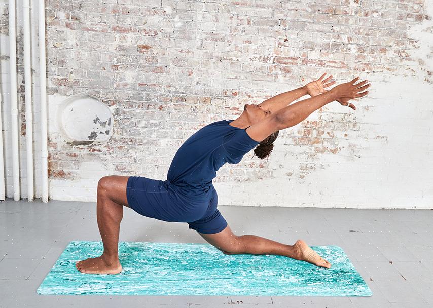 על ידי עשיית שאקטי יוגה