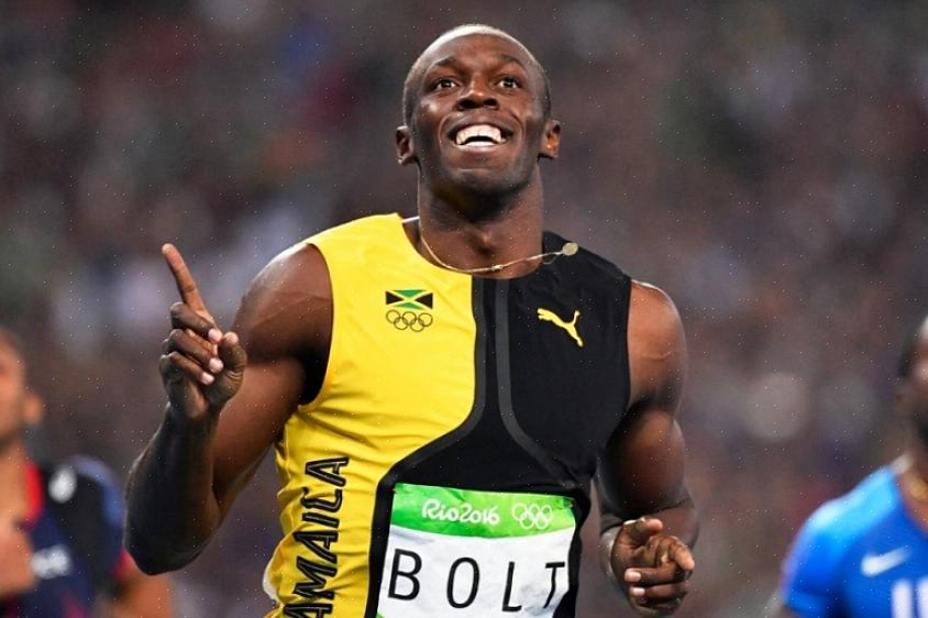 האיש המהיר בעולם אסף את מדליות הזהב בשלושת המירוצים שלו