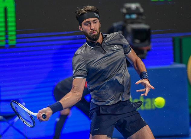 לרוברטו באוטיסטה אגוט יש זריקת פורה-יד רוצחת