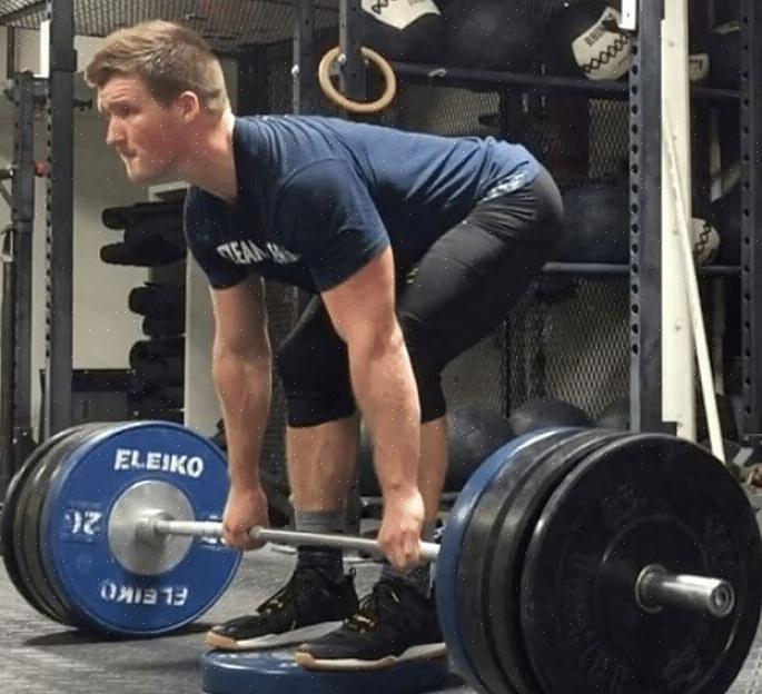 שלבים לדדליפט עם צורה נכונה